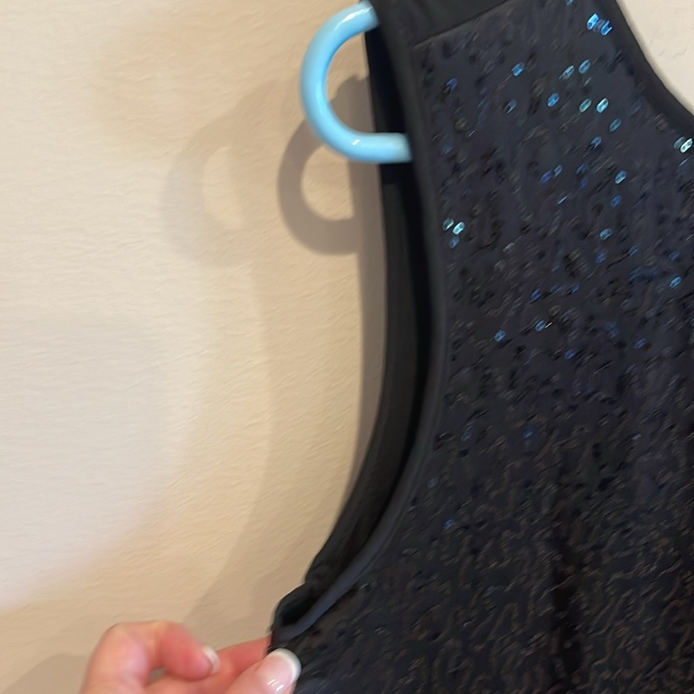 Black Glamour Sequence (front) Sleeveless Dress - Size 16. - Picture 3 of 7